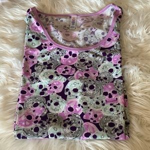 NWT LuLaRoe Skull/Halloween Classic T - L